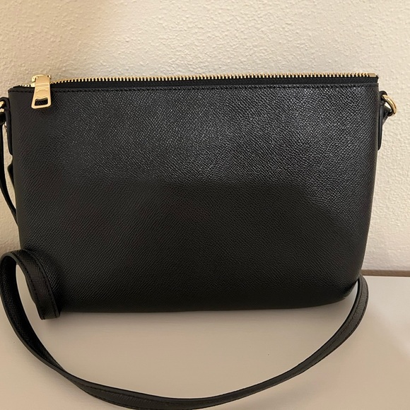 Coach cross body purse - Picture 2 of 2